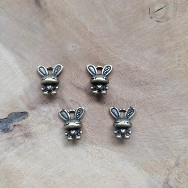 5 Breloques pendentif petit lapin 17x13 mm en acier couleur bronze