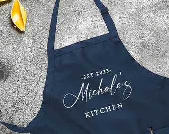 Personalized Apron, Name Year Apron, Custom Name Apron, Personalize Apron, Chef Apron, Mom Chef Apron, Baking Apron, Baking Gift, Chef Gift