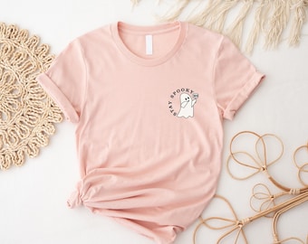 Chemise Halloween, chemise citrouille saison pour femme, jolie chemise fantôme, chemise fantôme drôle, t-shirt avec poche, col rond fantôme drôle, chemise minimale