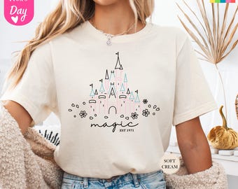 Magic Kingdom Disney Castle Shirt, Disney Castle T-Shirt, Magical World Shirt, Magical Kingdom Tee, Disney World Shirt, Disney Trip Tee
