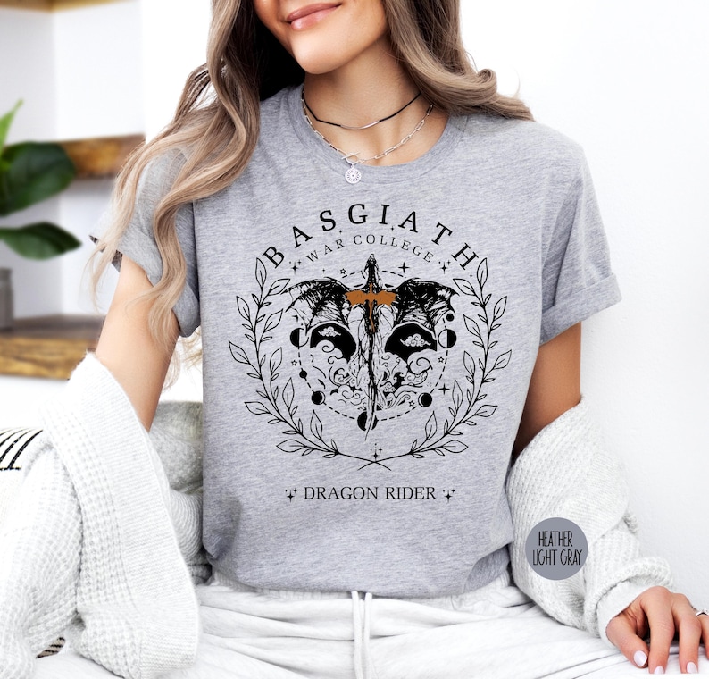Basgiath War College Book Shirt, Dragon Rider Shirt, Fantasy Bookish Shirt, Book Lover Shirt, Bookworm Shirt, Book Shirt, Bookish War Shirt Bild 3