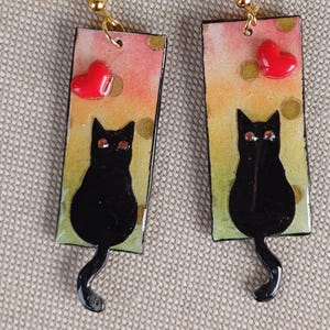 Orecchini pendenti con gatto