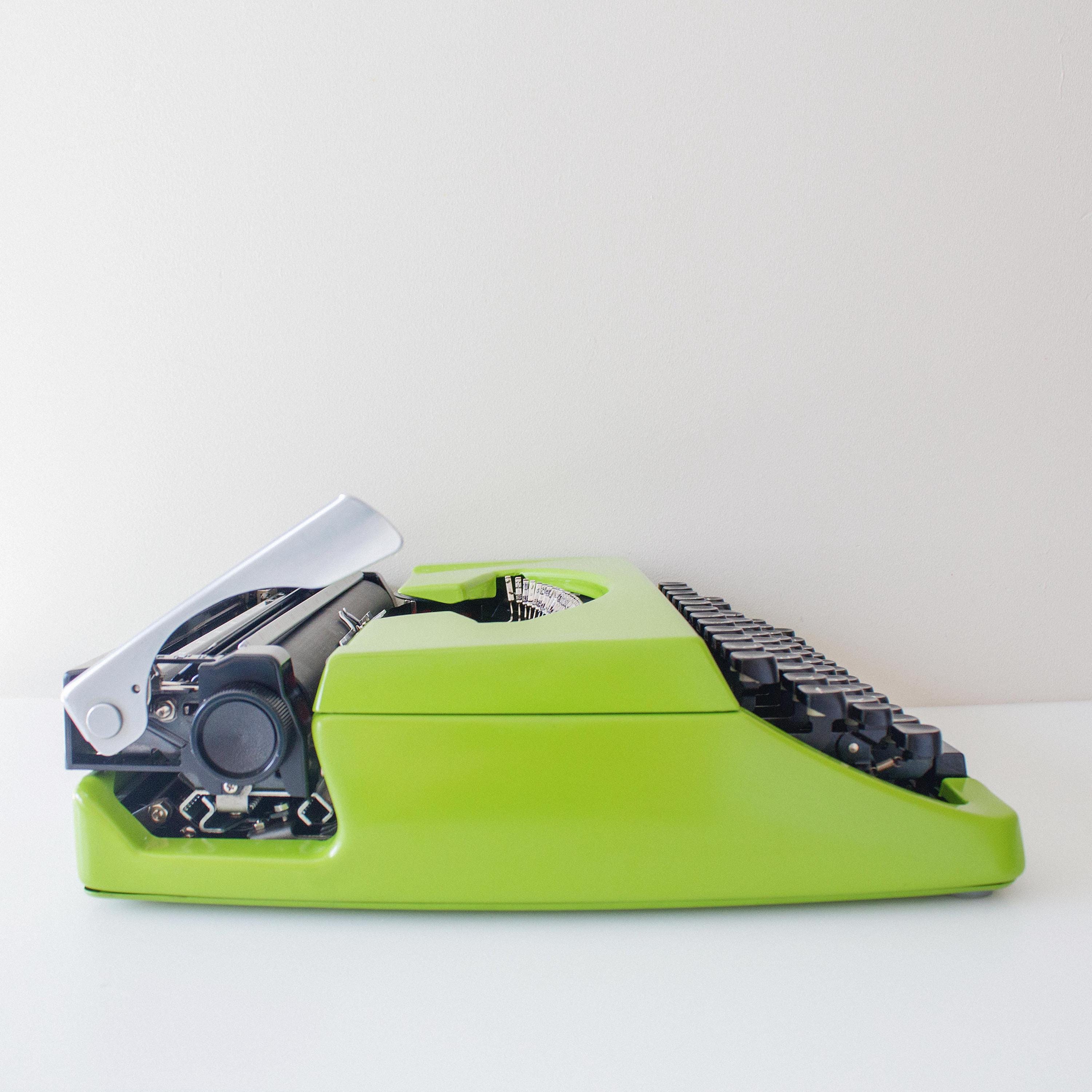 Brother Deluxe 220 Portable Working Typewriter With Case, Green