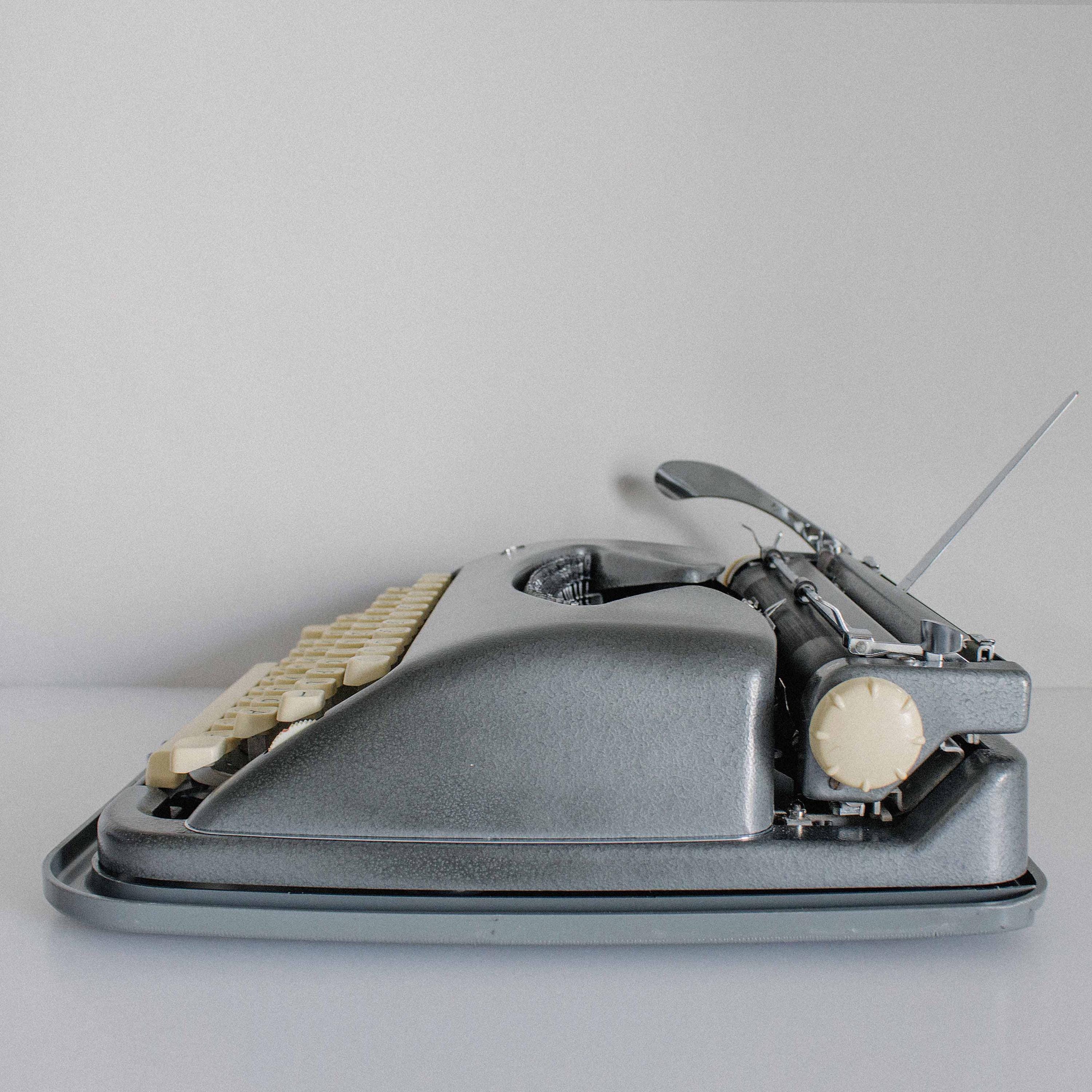1960 ABC Portable Typewriters, Working Typewriter, Manual Vintage ...