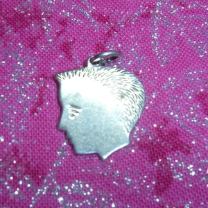 Vintage Sterling Silver small boy/young man Head Profile Charm Engraveable Signed 3/4in.