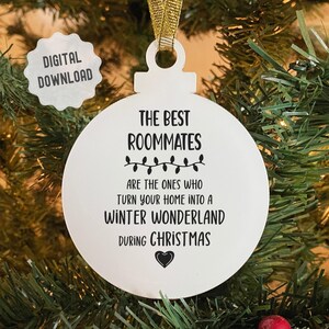 Ornamento de colega de quarto SVG, enfeites de dormitório universitário, arquivos de corte vetorial redondos de Natal, Cricut, Silhouette, pronto para gravação a laser, Glowforge