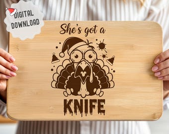 Zabawna deska do krojenia z indykiem i świątecznym napisem SVG, sarkastyczny plik do grawerowania laserowego w kuchni, prezent dla mamy, taca na świąteczne spotkanie przyjaciół Glowforge