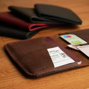 Leather Passport Holder Travel Wallet Genuine Leather Travel Wallet for Men and Women(14.5cmx10.5cm)