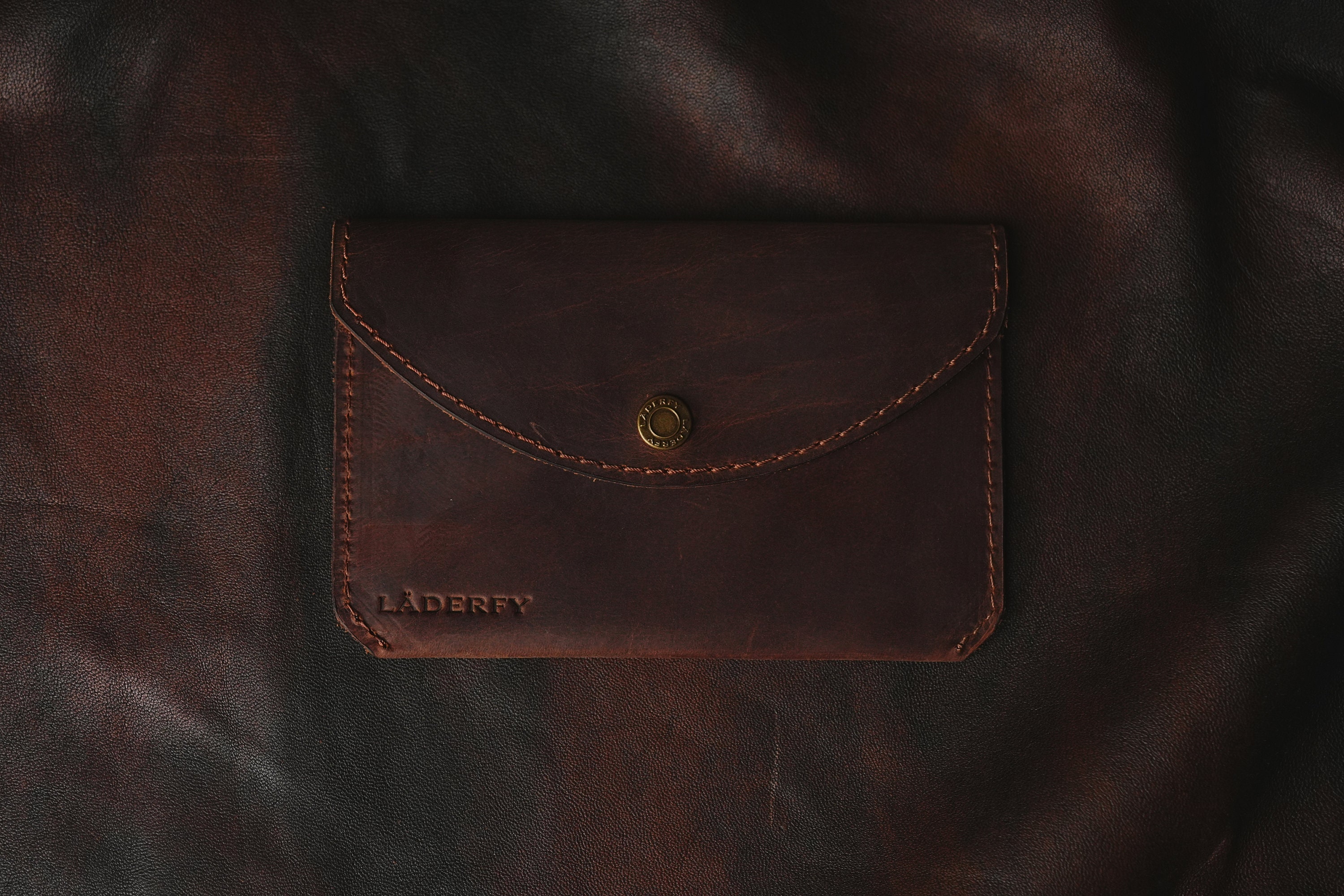 Genuine Leather Passport Wallet Custom Passport Cover for Menwomen Top