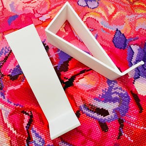 Elizabeth Ward & DAC Storage Stand