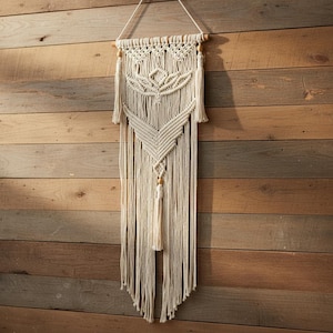Macrame Wall Hanging - Bohemian Lotus Flower - Boho Wall Decor - Small Macrame Home Decor - Scandinavian Decor - Wall Art Tapestry - Natural