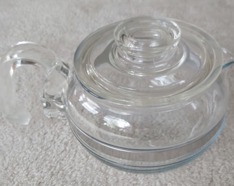 Vintage Pyrex 6 Cup Flameware Teapot (8446)