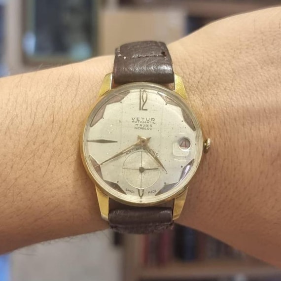 Vintage Vetur Automatic Wristwatch, Day-Date Original Dial Swiss Wristwatch