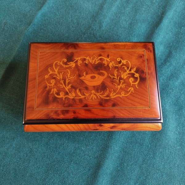 Music Box Italian Inlaid Wood-Oil Lamp Design