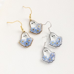 Forget Me Not Flower Ghost Resin Earrings, Ghost Charm Earrings, Handmade Real Flower Jewelry, Ghost Jewelry, Birthday Gift, Halloween Gift
