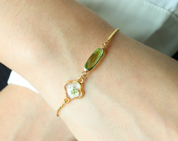 Custom Baby's Breath Flower with Birthstone Bracelet, Engraved Name Gift for Mom, Miscarriage Bracelet, Infant Loss Gift for Women