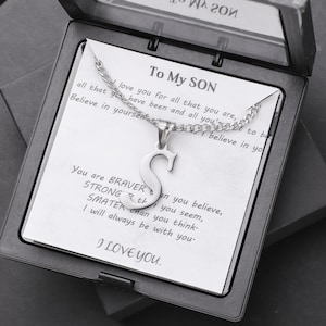 Collar de plata con inicial personalizado para hijo, collar con letras personalizado, regalos personalizados para hijo, regalo de cumpleaños, regalo de graduación, regalo para él