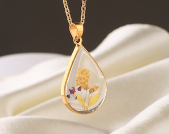 Handmade Pressed Flower Pendant Necklace, Dried Flower Necklace, Resin Pendant, Real Flower, Wedding Jewelry, Gift for Her, Birthday Gift