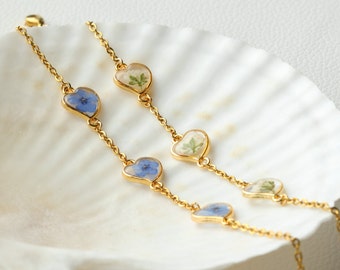 Heart Baby's Breath and Forget Me Not Bracelet, Memorial Bracelet, Pressed Flower Bracelet, Bridesmaid Gift, Birthday Gifts, Gift for Her