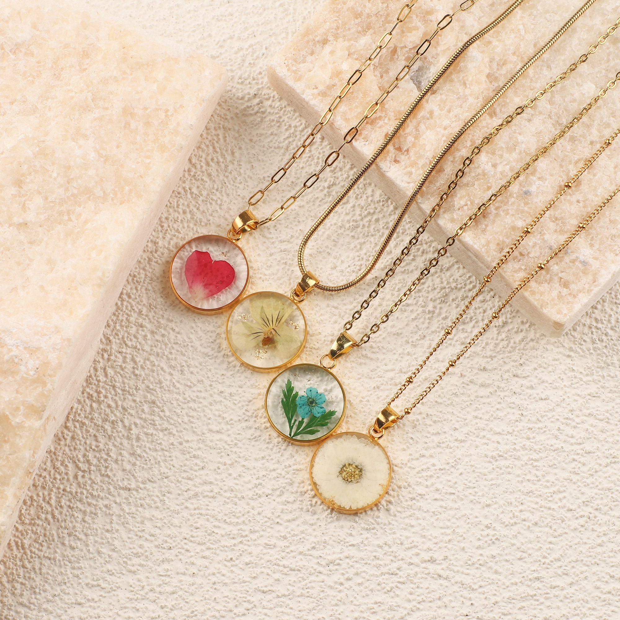 Birth Month Flower Necklace for Women, Personalized Birth Flower Necklace, Pressed Floral Necklace, Birthday Gift for Her, Resin Jewelry