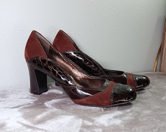 Vintage Early-2000s Y2K Franco Sarto Brown Round Toe Chunky Heels - Size 8.5 Snakeskin Suede Millenial Pumps