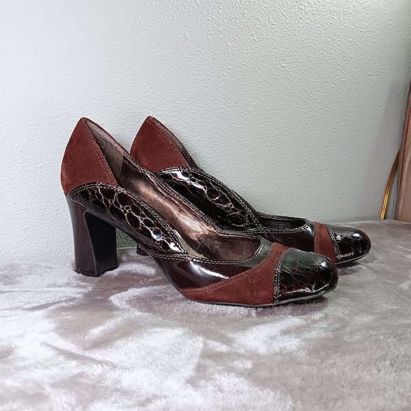 Vintage Early-2000s Y2K Franco Sarto Brown Round Toe Chunky Heels - Size 8.5 Snakeskin Suede Millenial Pumps