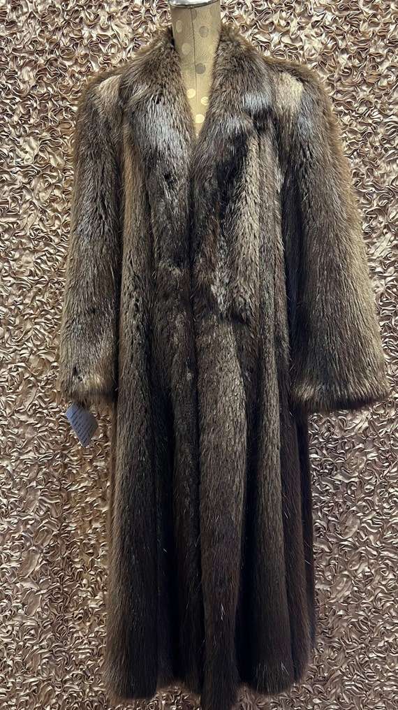 M (6) Vintage Beaver Coat/ Genuine Fur Coat/ Real 