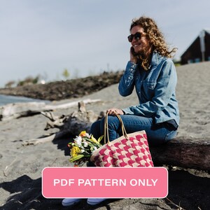 Two-Color Crochet Tote Bag Pattern: Geometric Design (PDF Pattern)