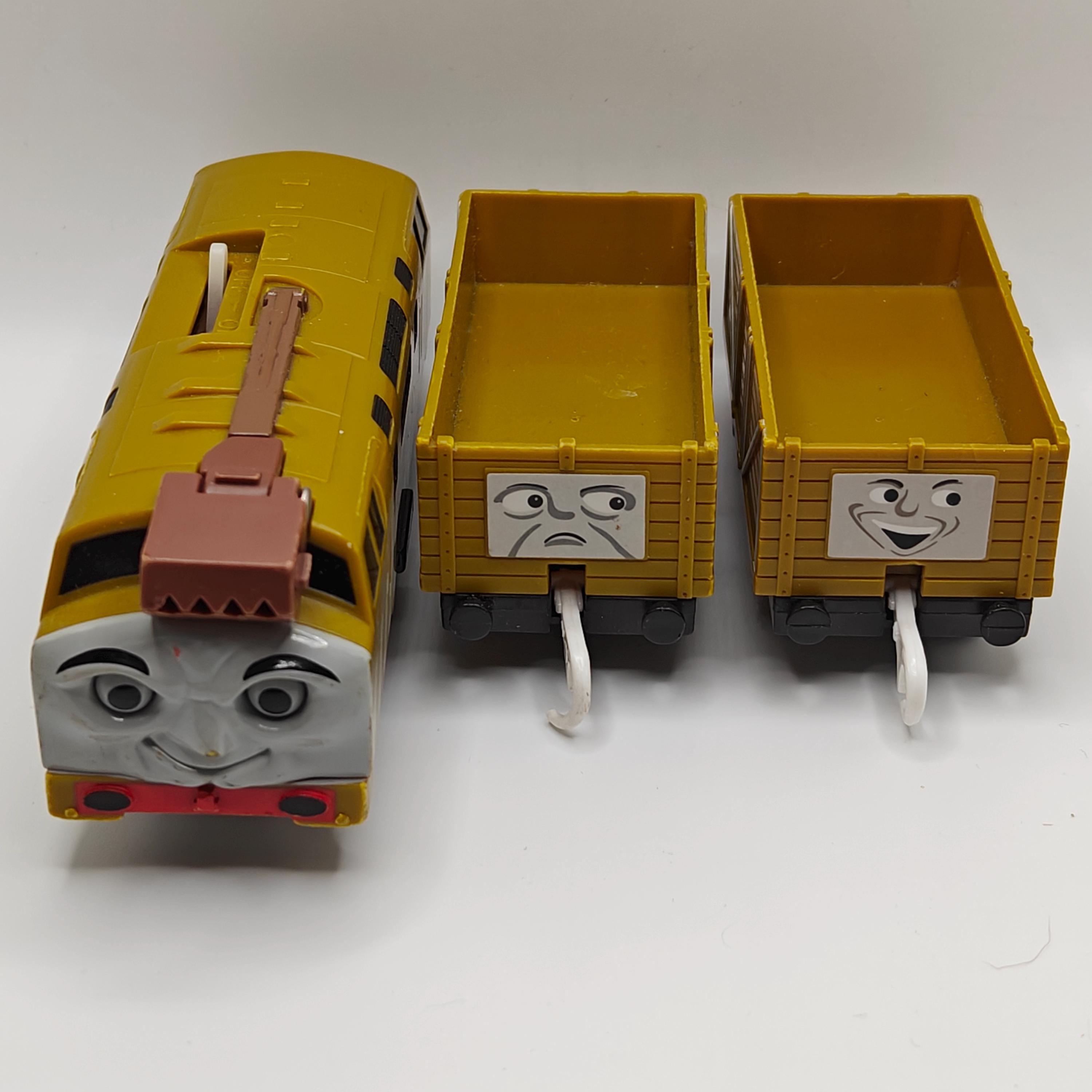 ディーゼル 10 - *修理済み* - TOMY プラレール きかんしゃトーマス