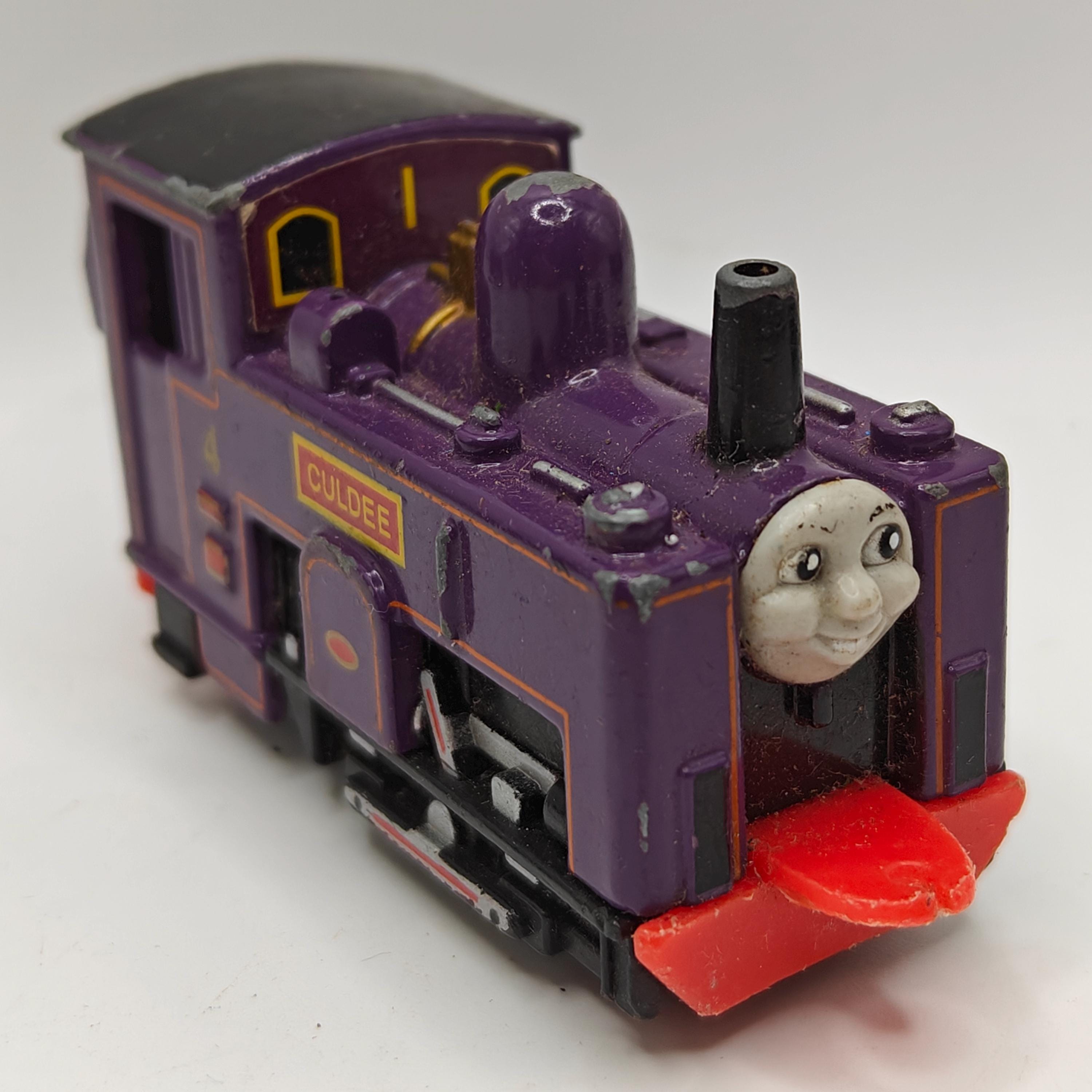 ERTL - CULDEE - Tren ferroviario fundido a presión de metal Thomas & Friends - Imagen 10 de 11