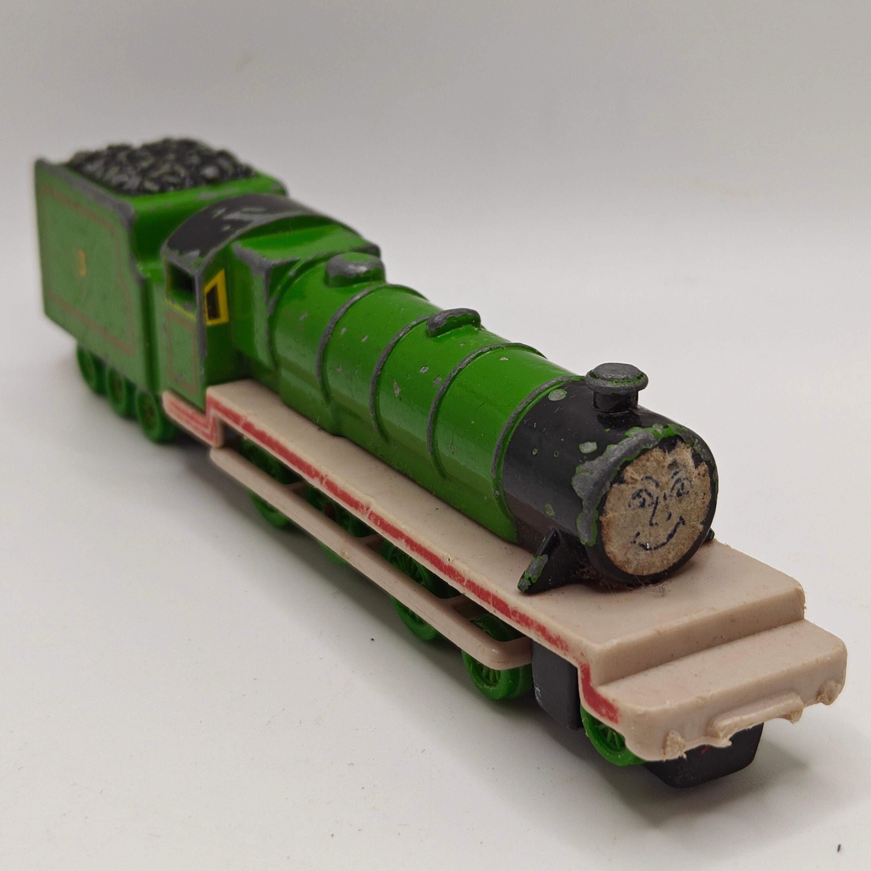 ERTL - HENRY con cara de papel/tabla de correr blanca - Thomas & Friends metal fundido a presión - Imagen 13 de 14