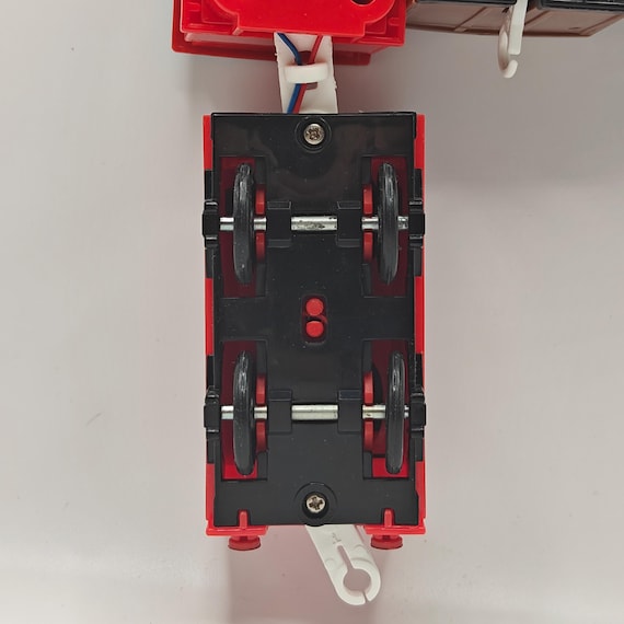 【廃番品】電動ジェームス 自動走行可 優勝者の中から1名に、憧れの電気自動車を1年間無償提供！ – 一般社団