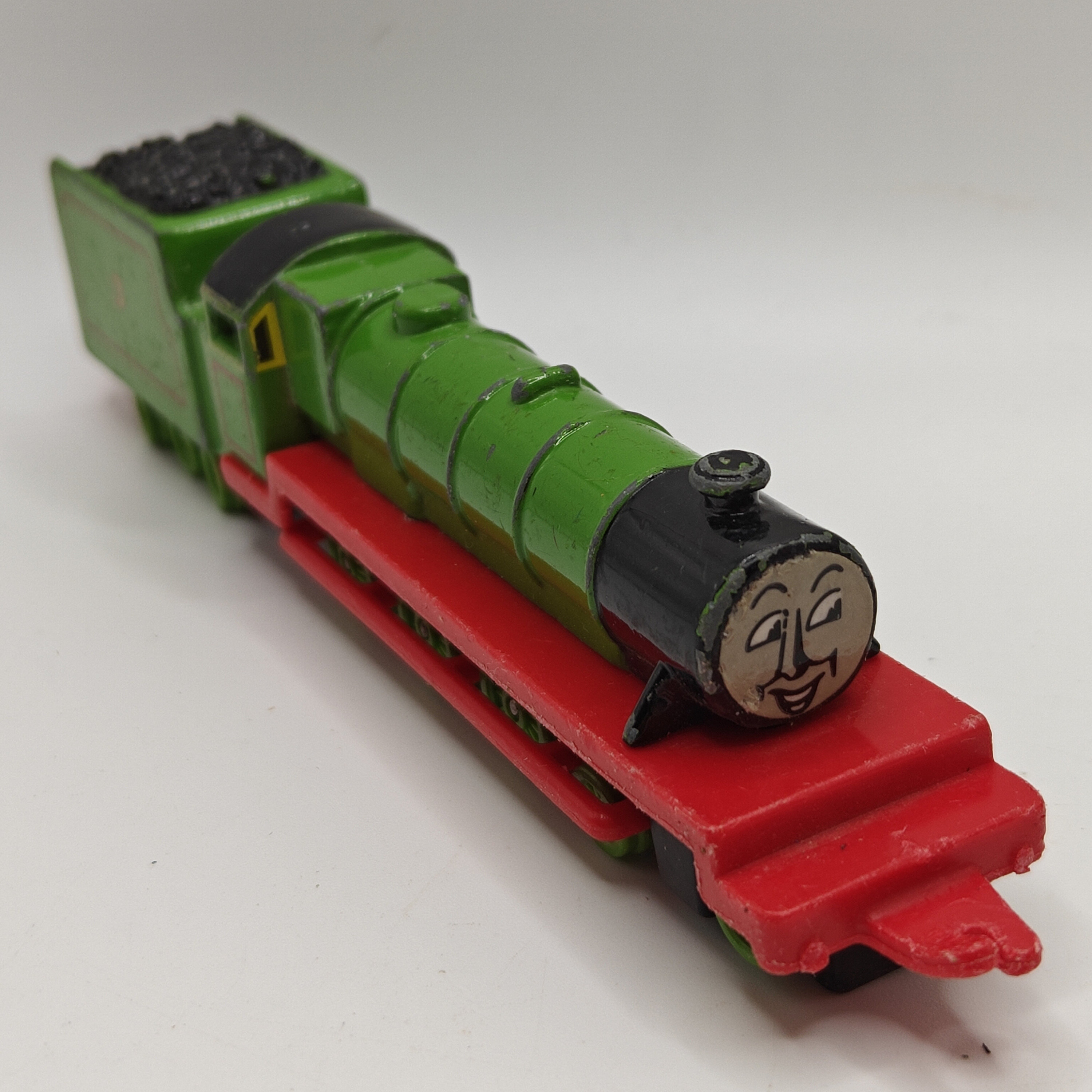 ERTL - HENRY w/ Paper Face - Thomas & Friends Metal Diecast Railway Train - Picture 12 of 14