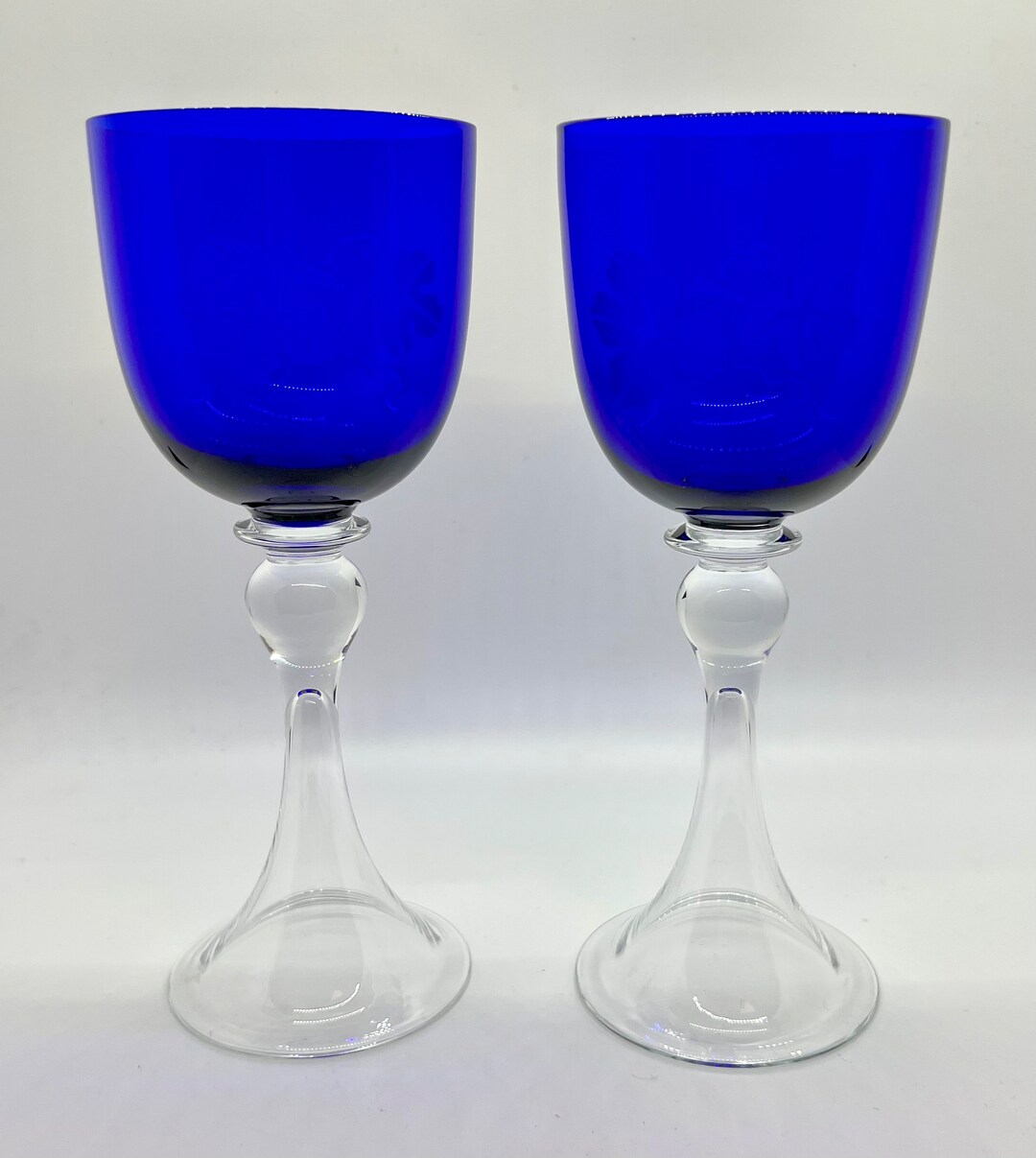 2 Stunning Rare Vintage Pair of Cobalt Blue Wine Glasses. Wine Flute