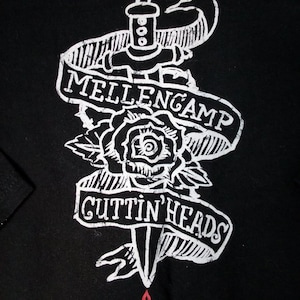 Deadstock Vintage John Mellencamp Cuttin&#39; Heads Tour 2001 T-Shirt