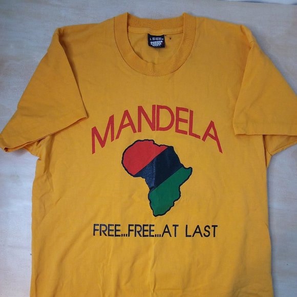 Vintage 80s Nelson Mandela Free at Last T-shirt - Etsy