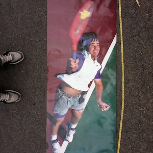 ZELDZAME vintage Nike Andre Agassi Challenge Court-poster 72&quot;