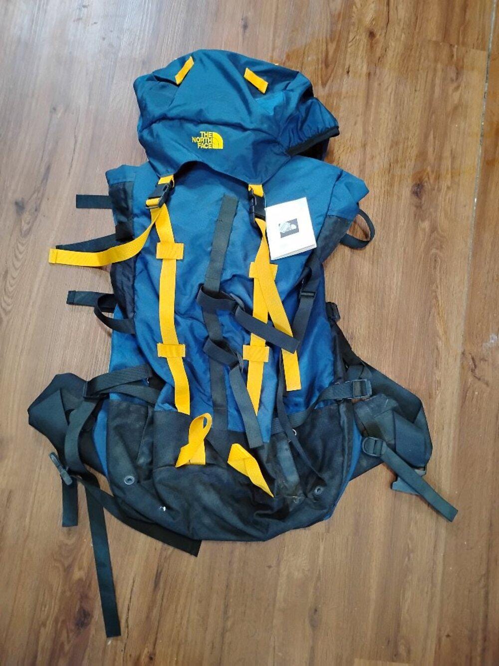 patagonia black hole duffel 90l hex grey Black Hole Duffel 90L  Patagonia Worn Wear