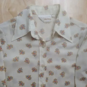 Vintage 70s White Stag Floral Polyester Disco Shirt