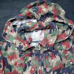 Vintage Swiss Army Military Woodland Camouflage Leibermuster Alpenflage Field Jacket Parka With Hood