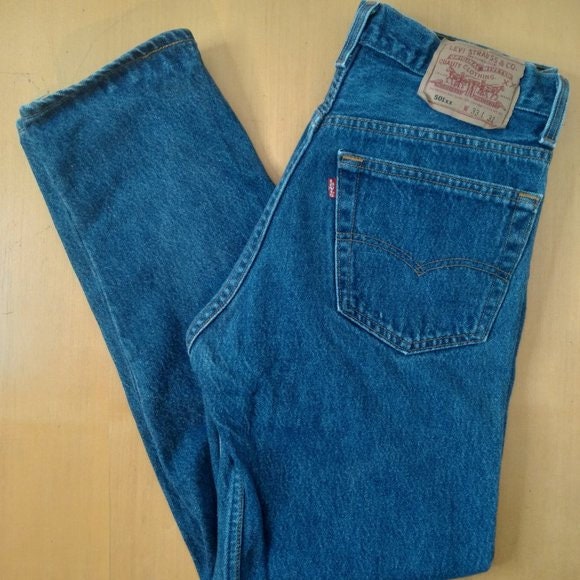 Vintage Levi's 501 Preshrunk Button Fly Denim Blue Jeans Hemmed