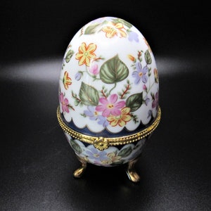 Egg Shaped 3 Footed Trinket Box