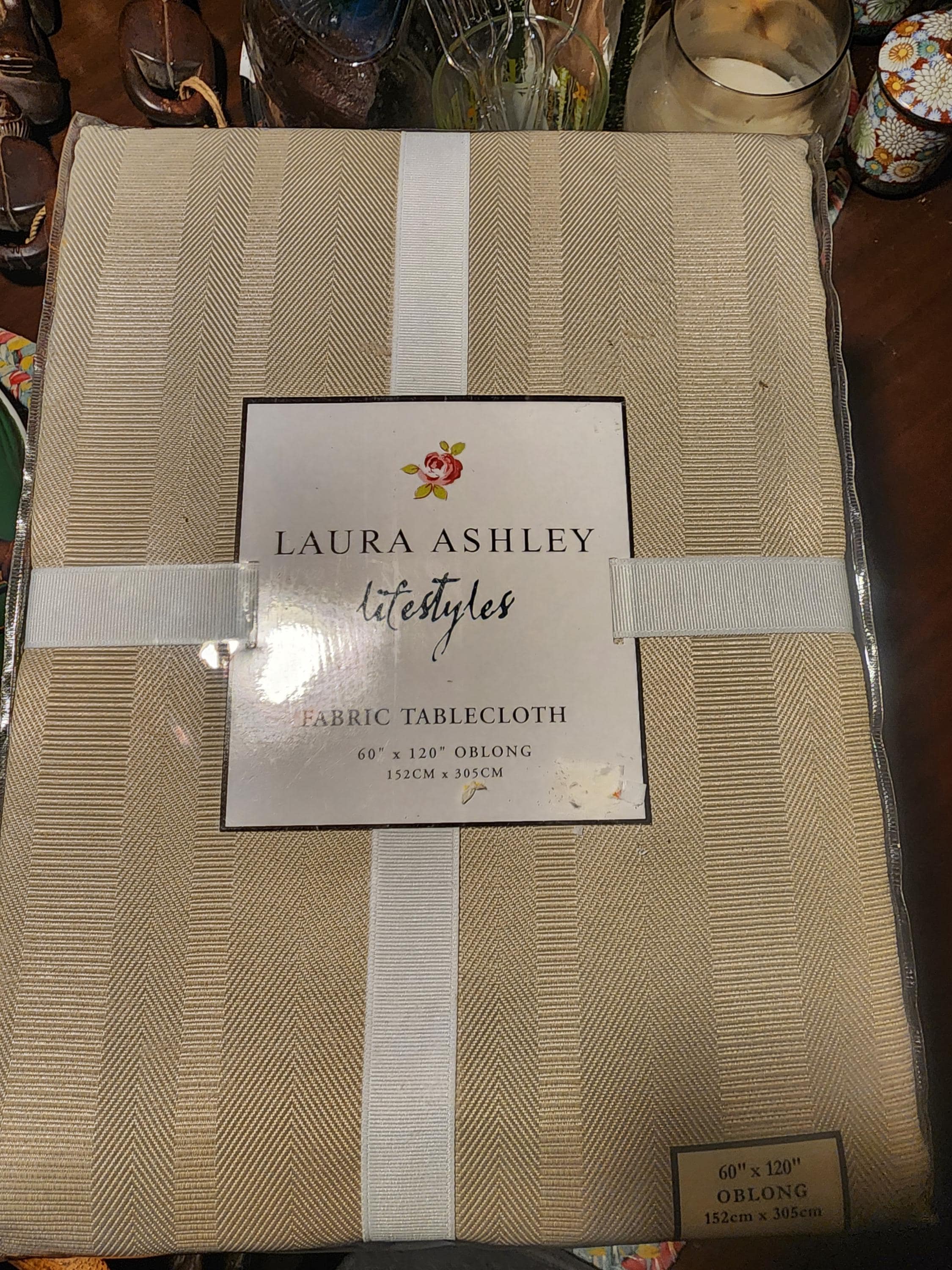 Laura Ashley Lifestyles Fabric Tablecloth 60” X 84” Oblong NEW IN