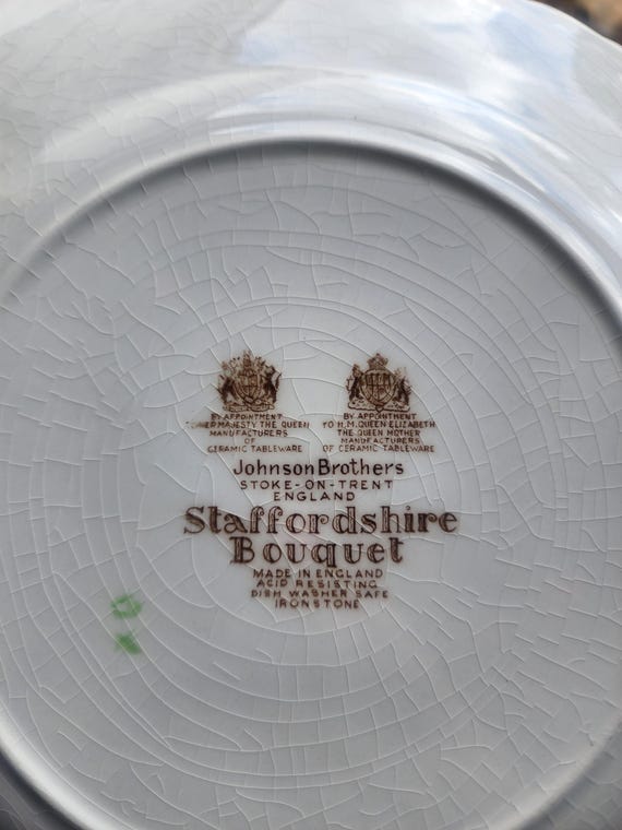 Johnson Brothers Staffordshire Bouquet Brown Dinnerware 10