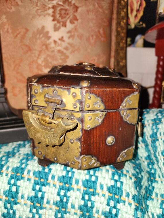 chinese box fish lock Brass Antique Padlock Exquisite Horizontal Padlock Jewelry Boxes (Antique Bronze) antique Chinese padlock Antique Chinese Wood Jewelry Box