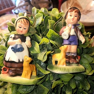 男の子用と女の子用のフンメルクリスマスオーナメント2個セット