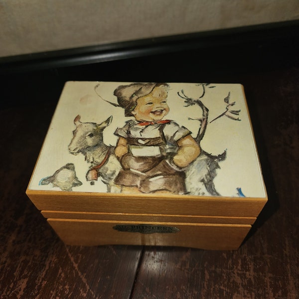 Vintage Hummel Reuge Swiss Music Box, Tune "Chim Chim Chérie"  Carved Wood, Hummel Art, 4.25" W. 3" L. VG