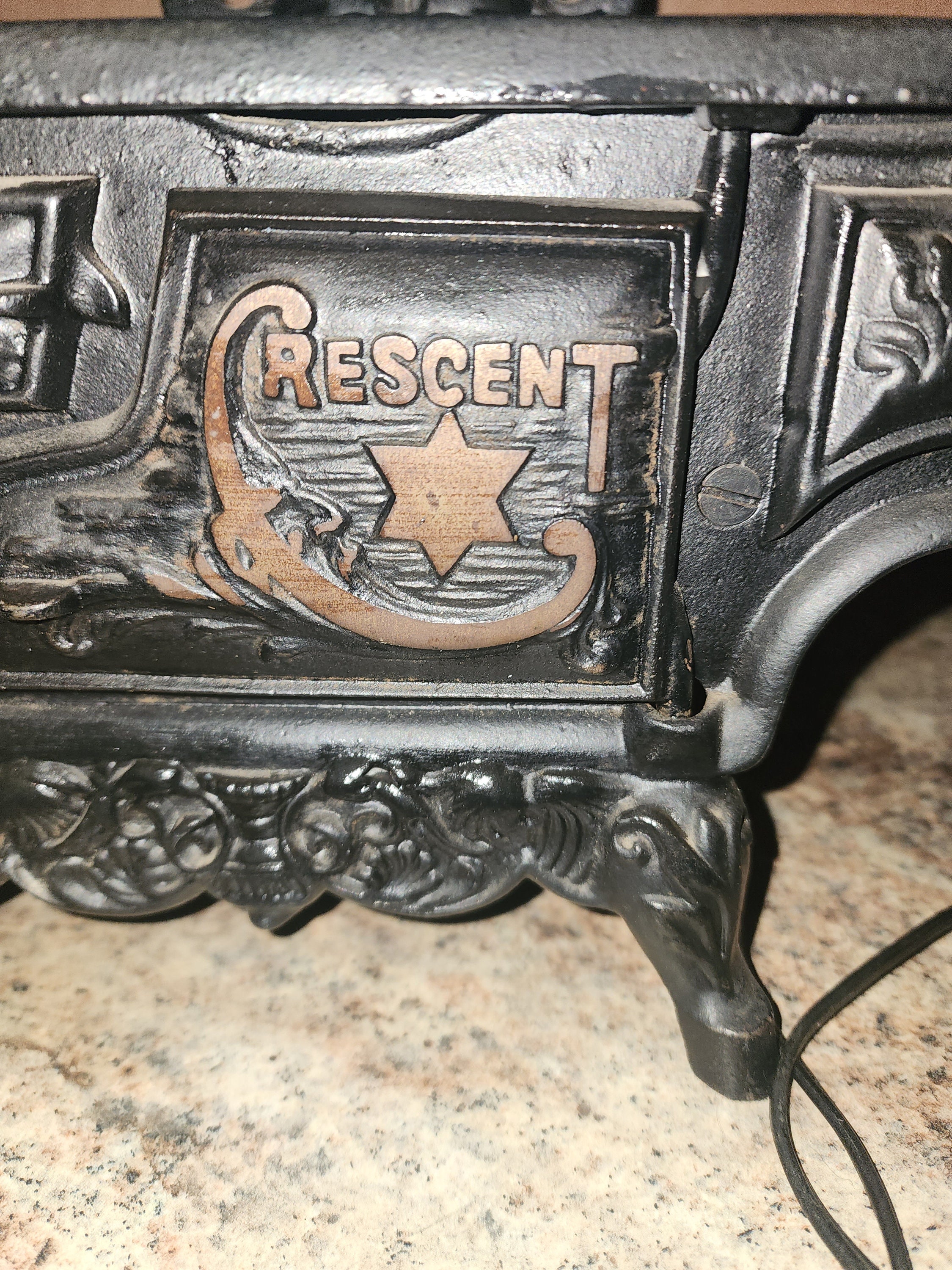 Vintage Cast Irom Stove LAMP 1930 Minature Cast Iron Stove Lamp