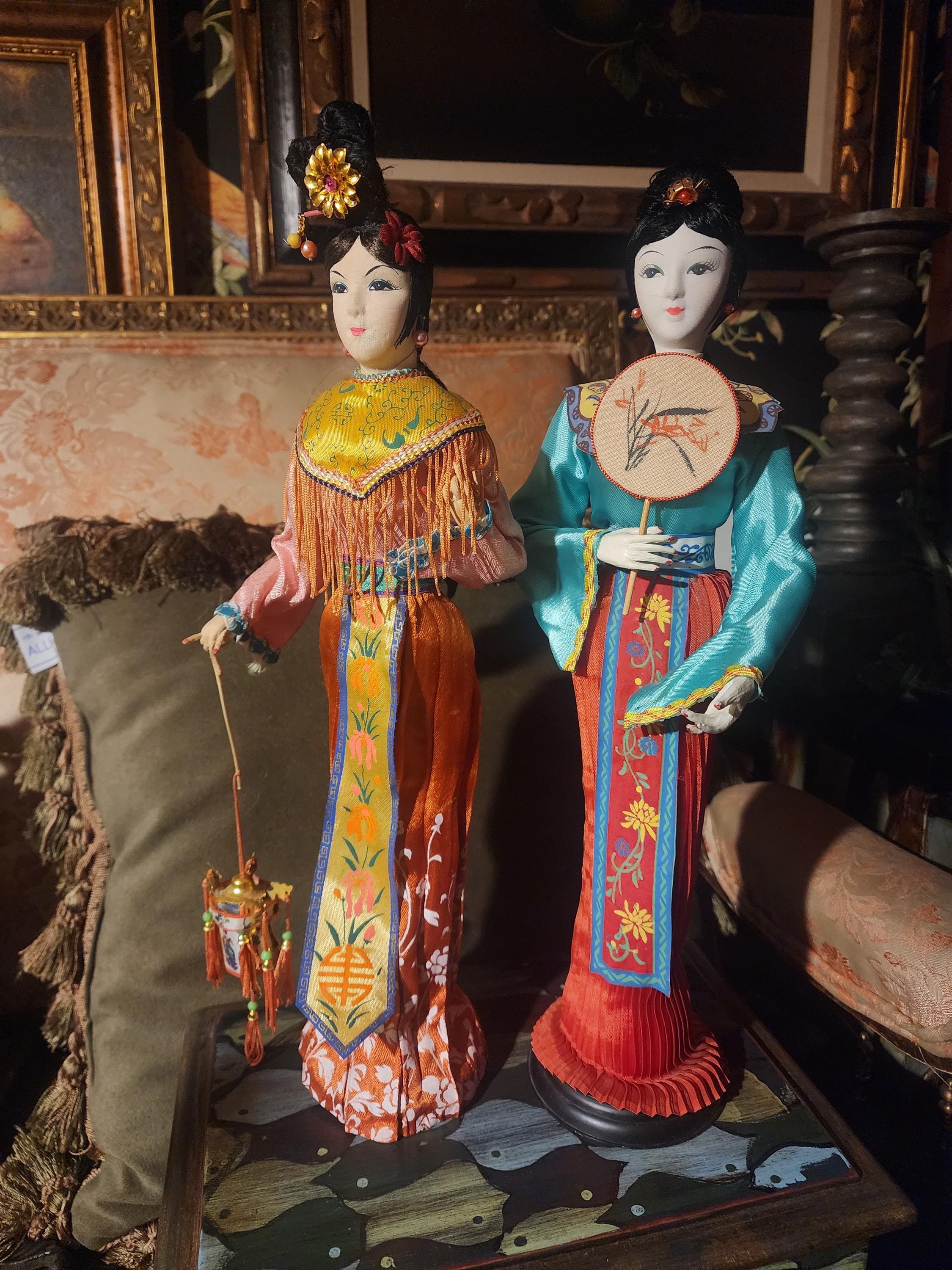 Vintage Chinese Girl Dolls Figurines Set of 2 Silk Kimono Plastic