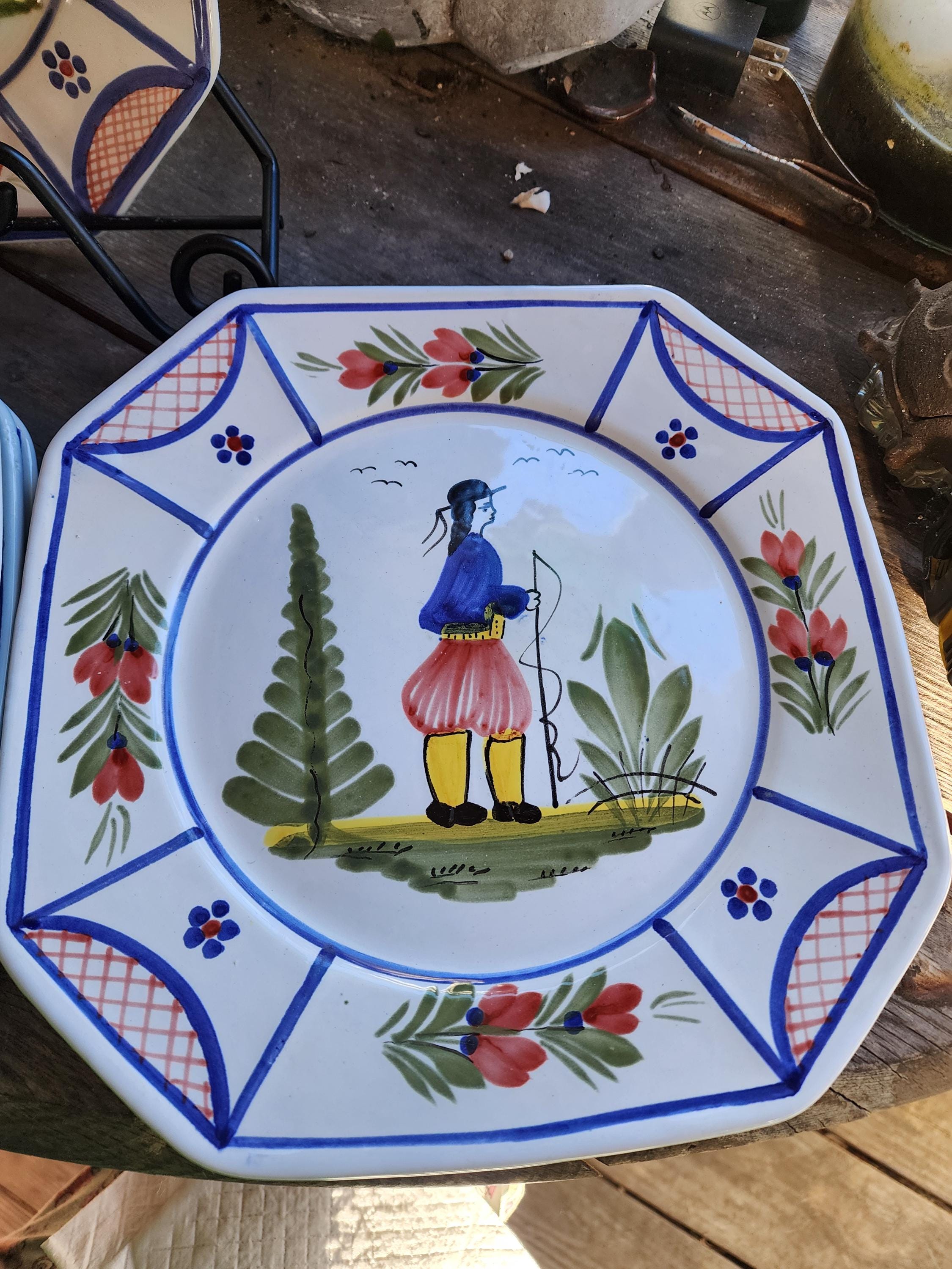 Vintage Hand Painted Henriot Quimper Faience Pottery 10” Dinner
